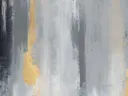Abstract schilderij met grijze vegen en een gouden accent