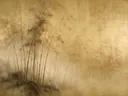 Bamboebos in de mist in goud en brons, mistig oosters landschap