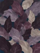 Bladpatroon in de stijl Textured Minimalism, in diep aubergine, pruim en verstoft lila, met bleek oestergrijs