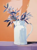 Witte kan met blauwe bladtakken op een oranje achtergrond.
