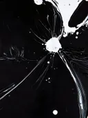 Abstract schilderij met bloemvormige witte verfspetters op zwart
