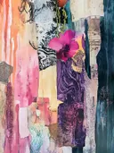 Collageschilderij met een roze bloem tussen kleurrijke gestreepte vlakken