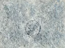 Action painting schilderij, cirkel (drip) in zilver en ijsblauw
