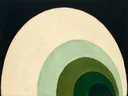 Concentrische bogen in de stijl Modern Bauhaus, in bosgroen, mos en bleek celadon, met een zacht crèmewit accent