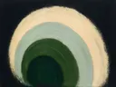 Concentrische bogen in de stijl Modern Bauhaus, in bosgroen, mos en bleek celadon, met een zacht crèmewit accent