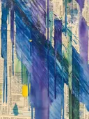 Abstract schilderij met diagonale blauwe, paarse en groene verfbanen op krantenpapier