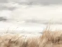 Landschapsschilderij van duingras met uitzicht op zee onder bewolkte lucht.