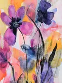 Expressief aquarel met paarse en roze bloemen en zwarte inktlijnen op een kleurrijke achtergrond