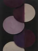 Gestapelde cirkels in de stijl Geometric Earth, in diep aubergine, pruim en verstoft lila, met bleek oestergrijs