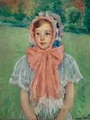 Girl in a Bonnet Tied with a Large Pink Bow by van Mary Cassatt: portret met meisje, muts, roze strik en tuin, in zacht groen en roze