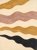 Golvende banen in de stijl Textured Minimalism, in warm oker, zachte crème en verstoft roze, met een diepzwart accent