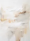 Abstract getextureerd schilderij met witte en gouden pasteuze penseelstreken.