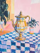 Schilderij van een gouden theepot op een geblokte tafel met bloemen op de achtergrond.