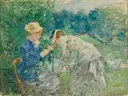 In the Bois de Boulogne van Berthe Morisot: figuren met vrouwen, park, bomen en bloemen, in fris groen en blauw