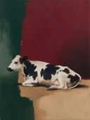 Schilderij van liggende koe in bordeaux en bosgroen, in vlakke kleurvlakken