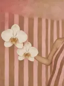 Schilderij van orchidee in poederroze en bruin, in vlakke kleurvlakken