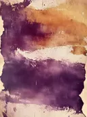 Abstract waterverf schilderij met paarse en goudbruine texturen op verweerd papier