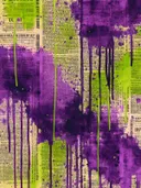 Abstract schilderij met paarse en limoengroene verfdruppels over krantenpapier met tekst