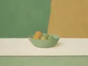 Schilderij van schaal met fruit in salie en oker