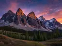 Schilderij van bergtoppen die oplichten bij zonsondergang