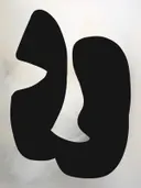 Abstract schilderij met twee organische zwarte vormen op een lichte achtergrond.