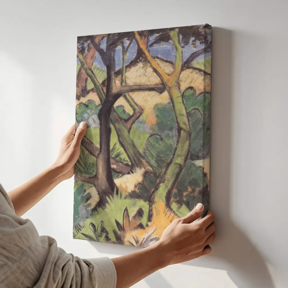 Sfeerimpressie: Abendlandschaft (Waldlandschaft) van Otto Mueller terwijl het aan de muur wordt gehangen
