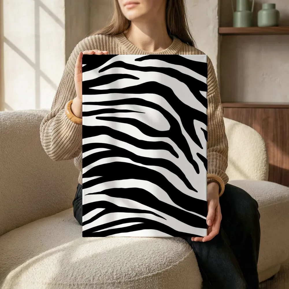 Sfeerimpressie: Abstract zebra strepen patroon terwijl het zittend wordt getoond