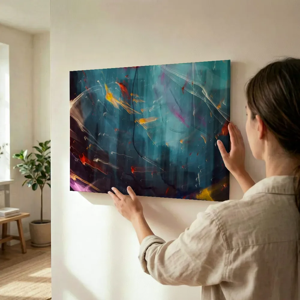 Sfeerimpressie: Abstracte lichtsporen in blauw en oranje terwijl het wordt opgehangen