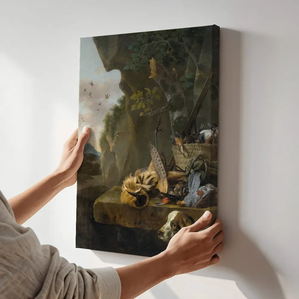 Sfeerimpressie: Jachtstilleven met roerdomp en hond van Jan Weenix terwijl het aan de muur wordt gehangen