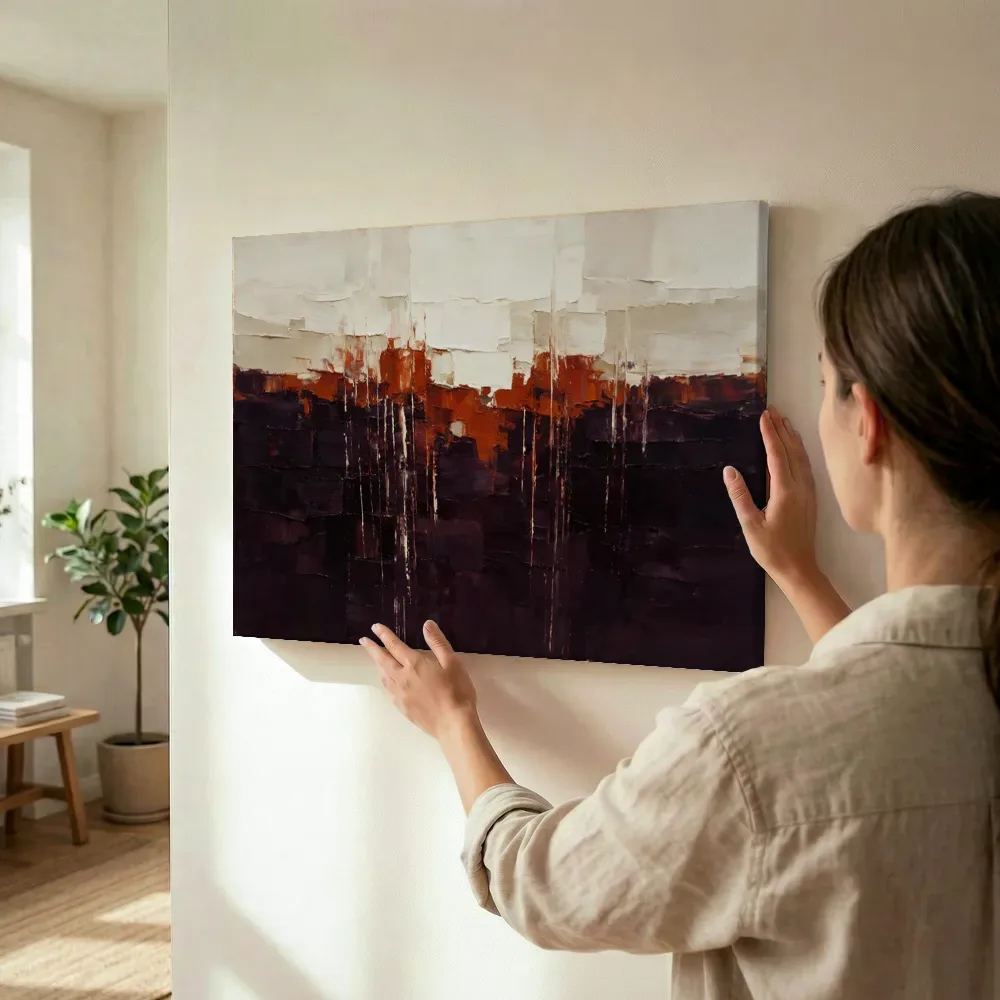 Sfeerimpressie: Aubergine en kalkwit met hoge horizon terwijl het wordt opgehangen