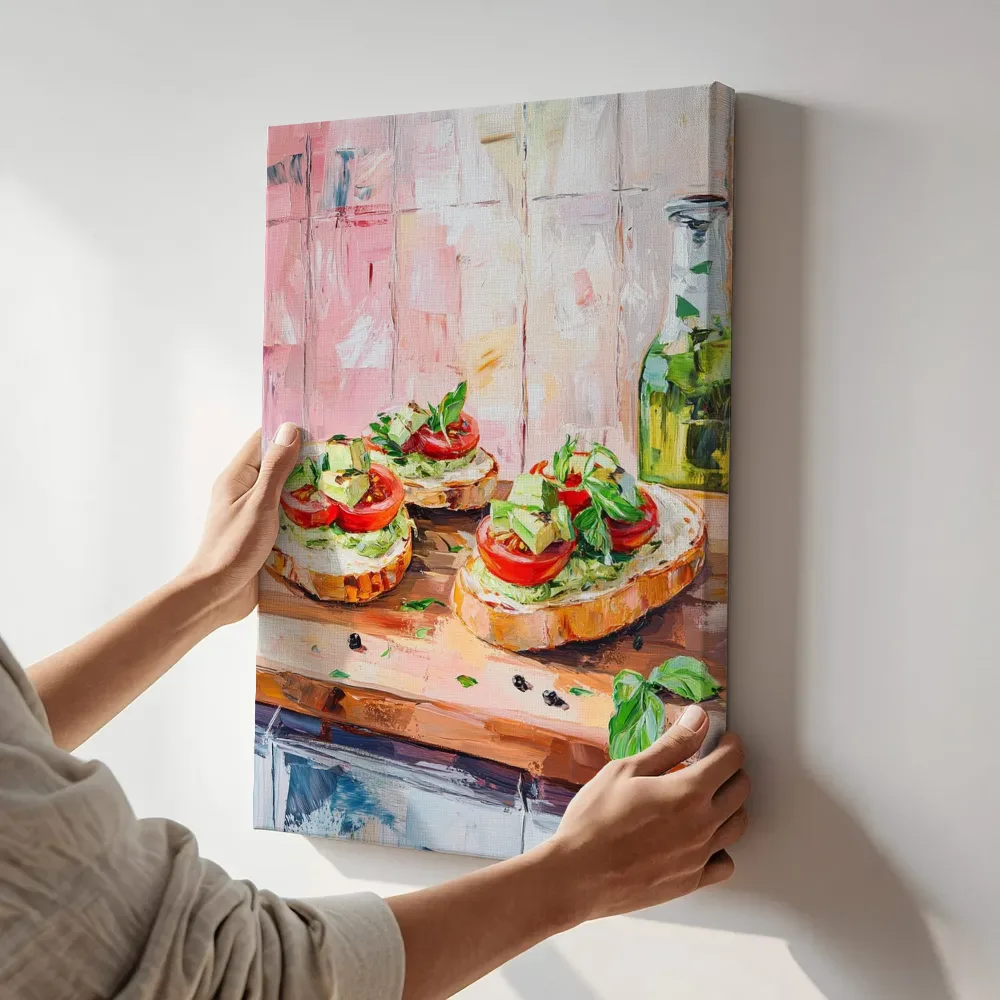 Sfeerimpressie: Avocado-tomaat toast met olijfolie terwijl het aan de muur wordt gehangen