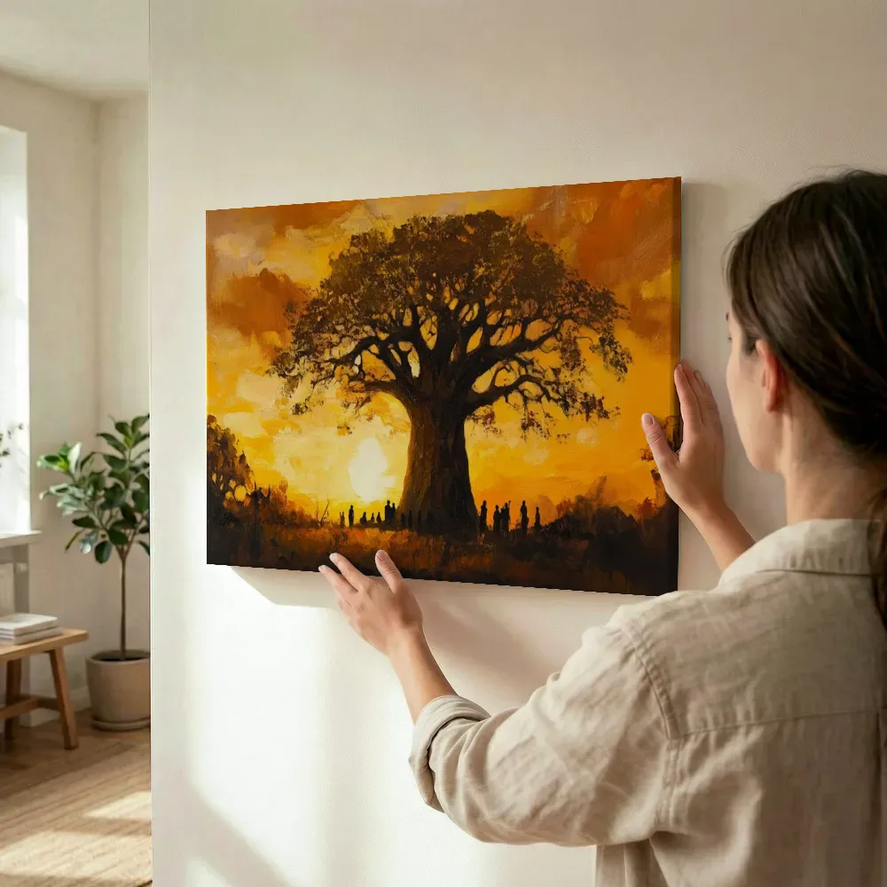 Sfeerimpressie: Baobab bij zonsondergang terwijl het wordt opgehangen