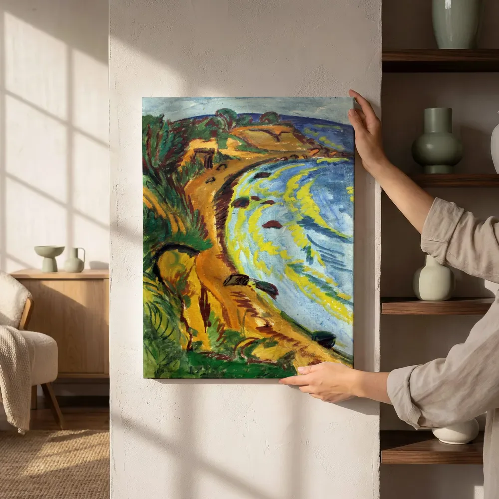 Sfeerimpressie: Baai aan de kust van Fehmarn van Ernst Ludwig Kirchner naast de kast