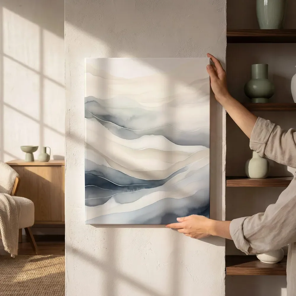 Sfeerimpressie: Bergsilhouet in beige naast de kast