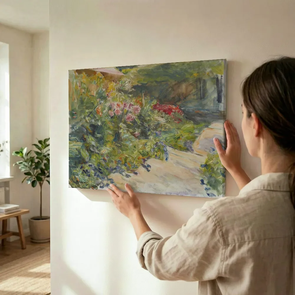 Sfeerimpressie: Bloemperken bij het tuinmanshuis naar het oosten van Max Liebermann terwijl het wordt opgehangen