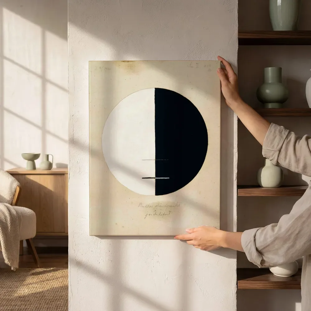Sfeerimpressie: Boeddha's standpunt in het aardse leven van Hilma af Klint naast de kast