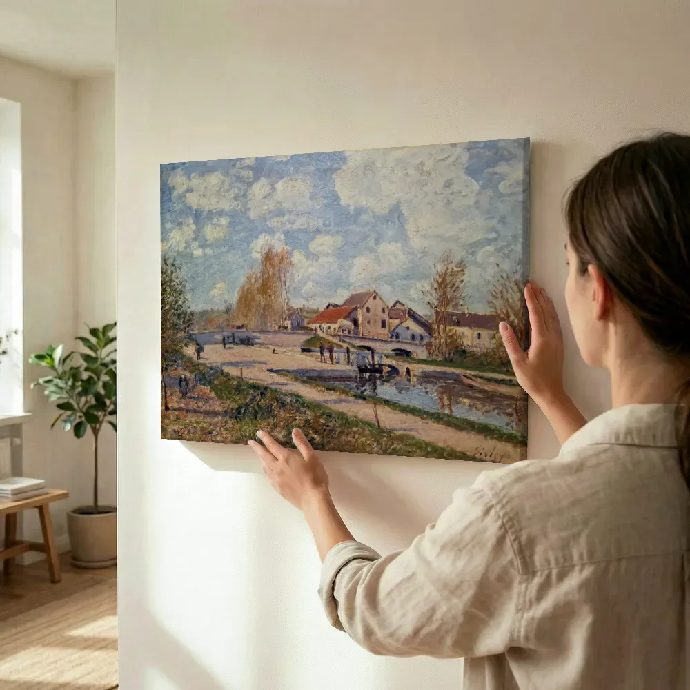 Sfeerimpressie: Bourgondisch gezicht op Moret van Alfred Sisley terwijl het wordt opgehangen