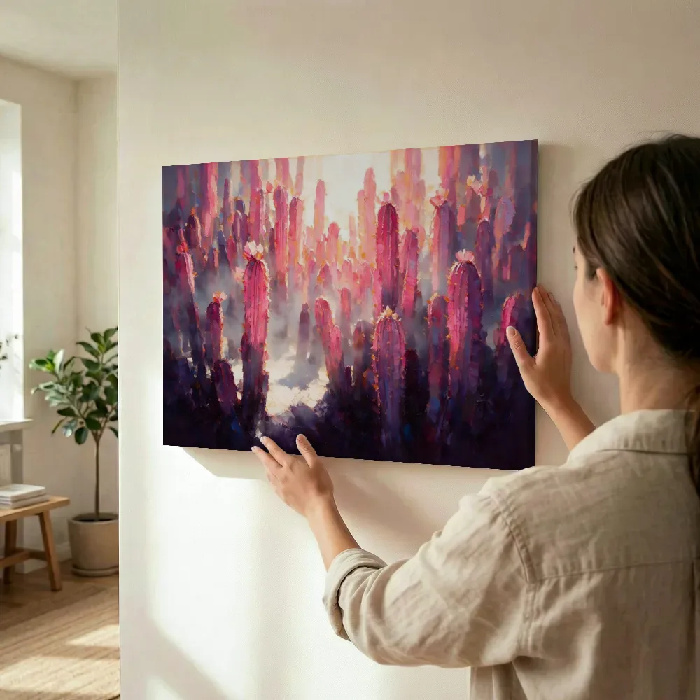 Sfeerimpressie: Cactus in fuchsia terwijl het wordt opgehangen