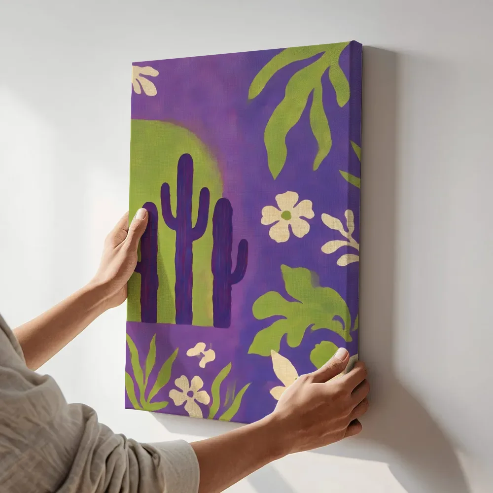 Sfeerimpressie: Cactus in violet en limoen terwijl het aan de muur wordt gehangen