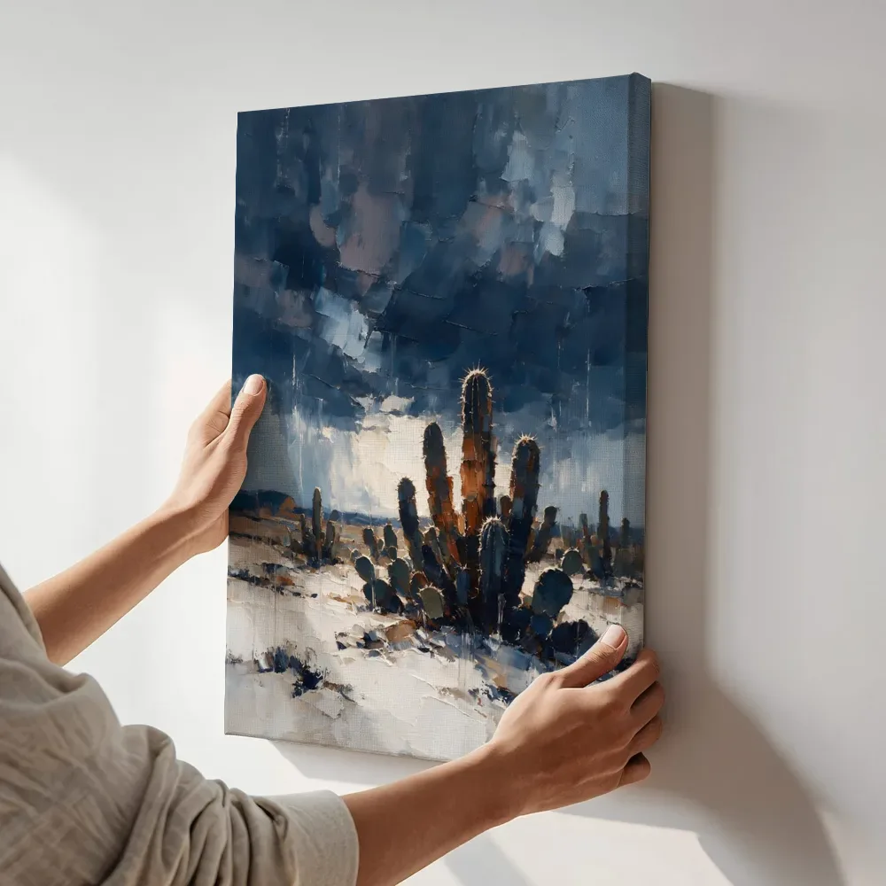 Sfeerimpressie: Cactus onder een storm in zandduin terwijl het aan de muur wordt gehangen