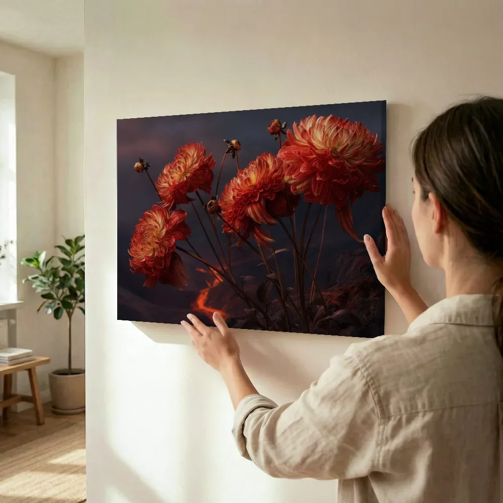 Sfeerimpressie: Dahlia's aan de lavarand terwijl het wordt opgehangen