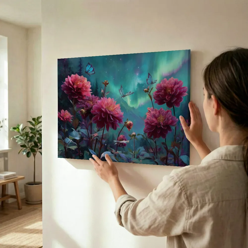 Sfeerimpressie: Dahlia's onder het noorderlicht terwijl het wordt opgehangen