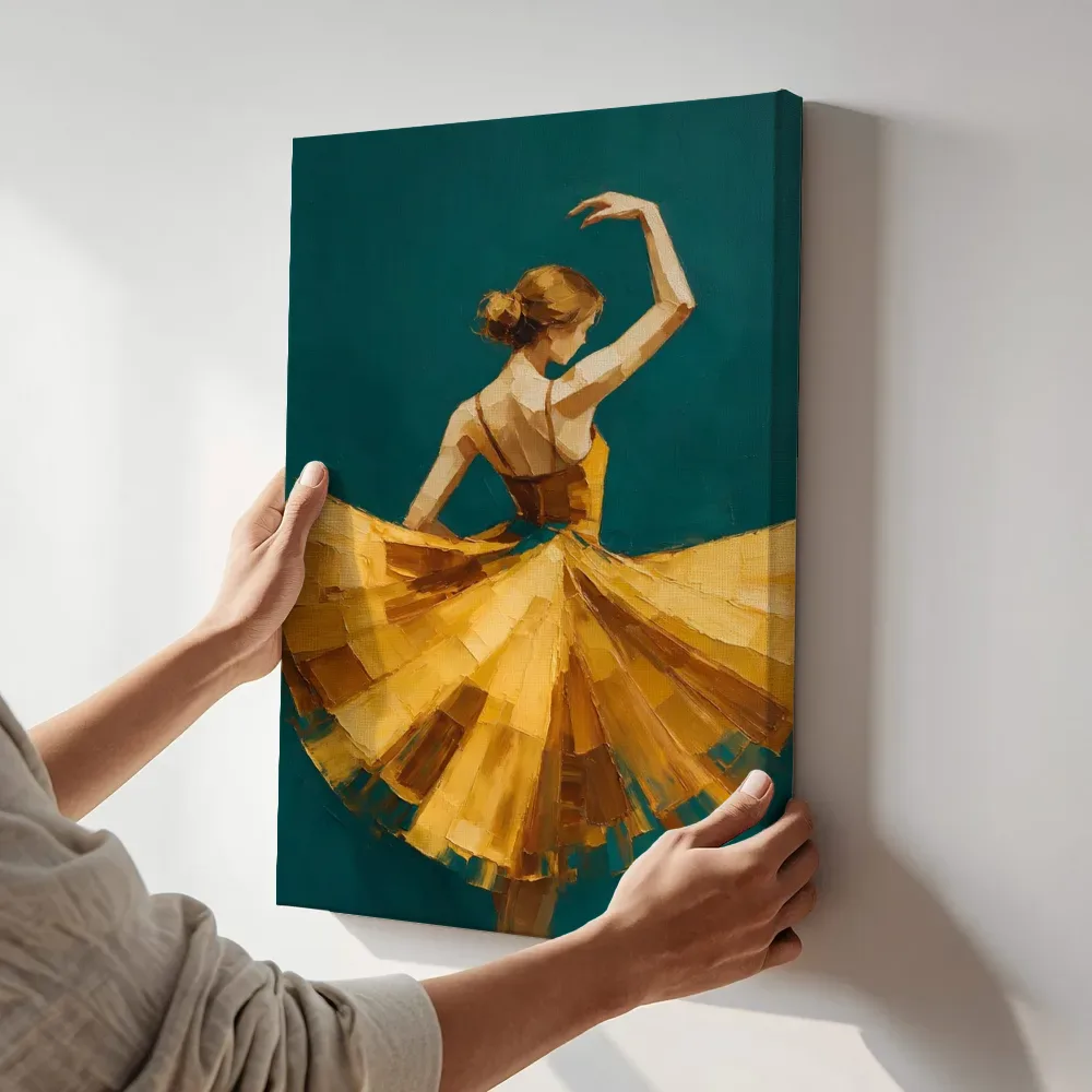 Sfeerimpressie: Danseres, olieverf in diep amberglans terwijl het aan de muur wordt gehangen