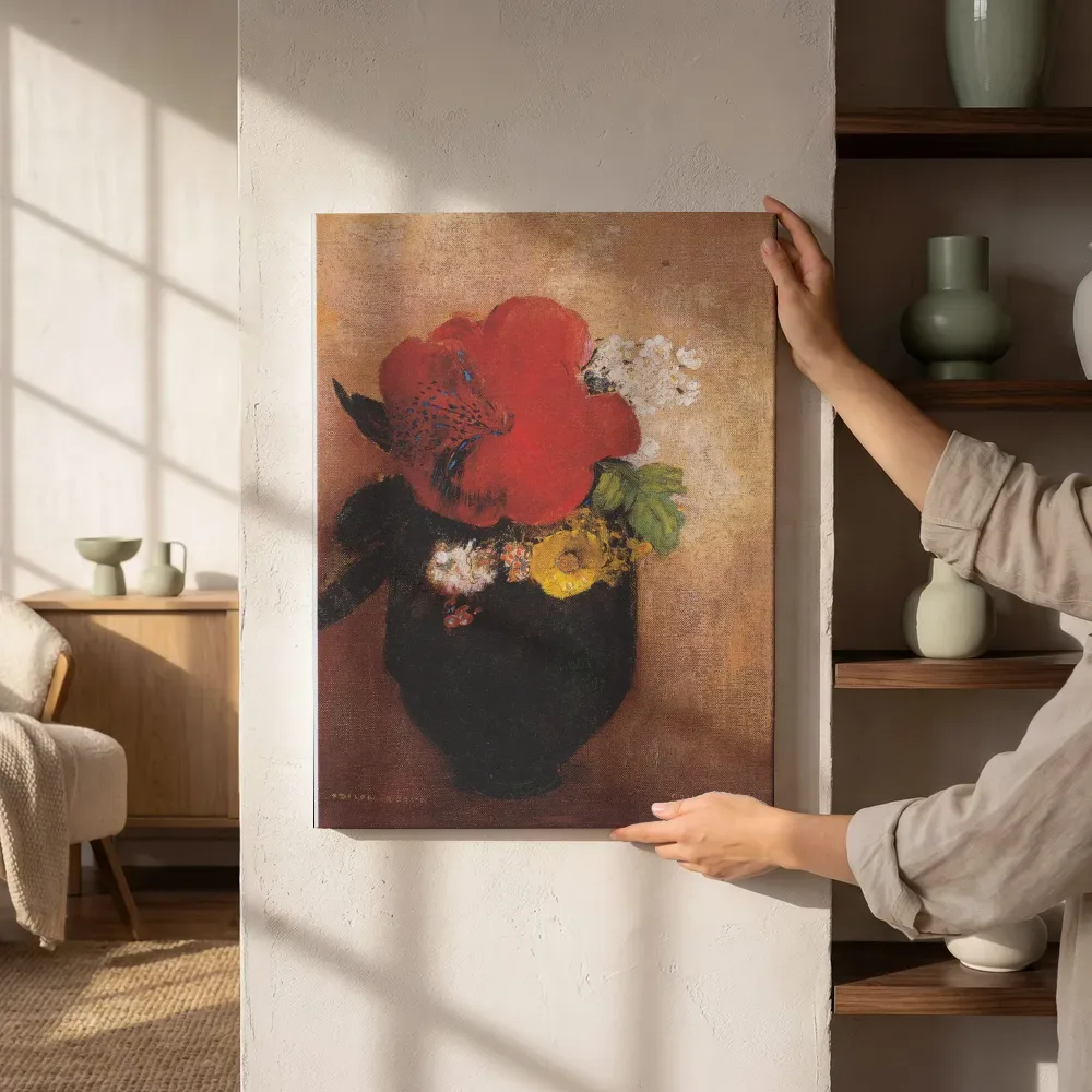 Sfeerimpressie: De rode klaproos van Odilon Redon naast de kast