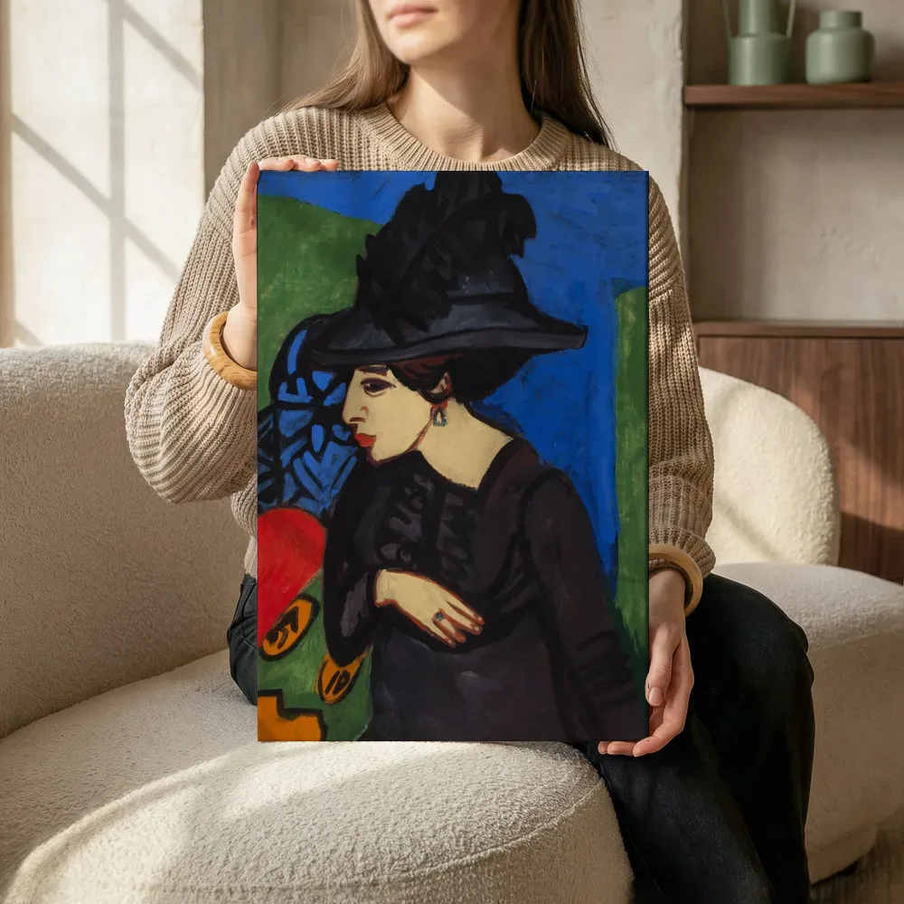 Sfeerimpressie: Dodo met een verenhoed van Ernst Ludwig Kirchner terwijl het zittend wordt getoond