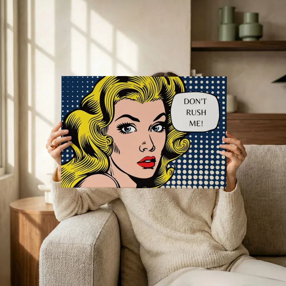 Sfeerimpressie: Don't rush me pop art terwijl het omhoog wordt gehouden