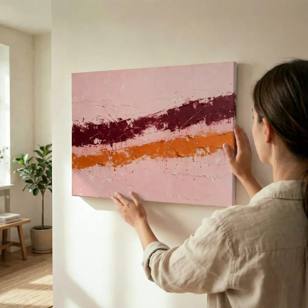 Sfeerimpressie: Dubbele Diagonaal Meswerk in Blush en Bourgondie terwijl het wordt opgehangen