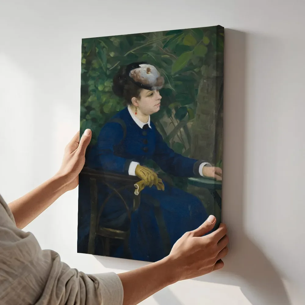 Sfeerimpressie: Vrouw in de tuin van Pierre-Auguste Renoir terwijl het aan de muur wordt gehangen