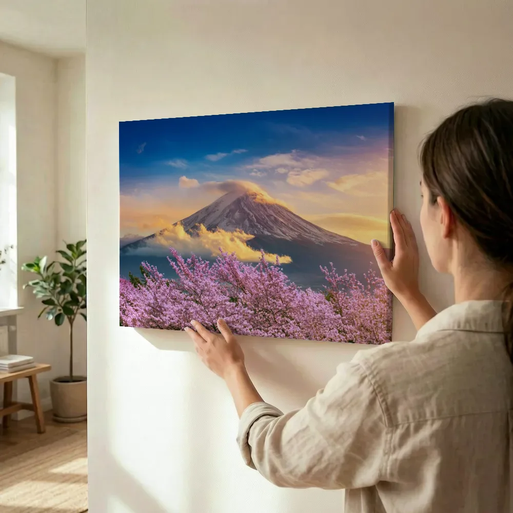 Sfeerimpressie: Fuji-berg met kersenbloesem terwijl het wordt opgehangen
