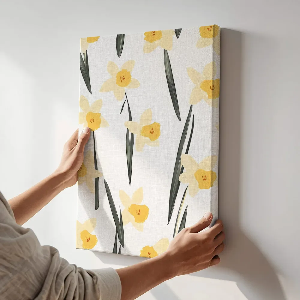 Sfeerimpressie: Gele narcissen patroon terwijl het aan de muur wordt gehangen